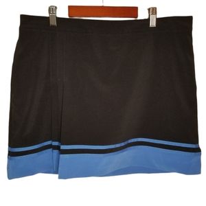 IZOD XFG Stretch Black and Royal Blue Golf Skort - Size 10